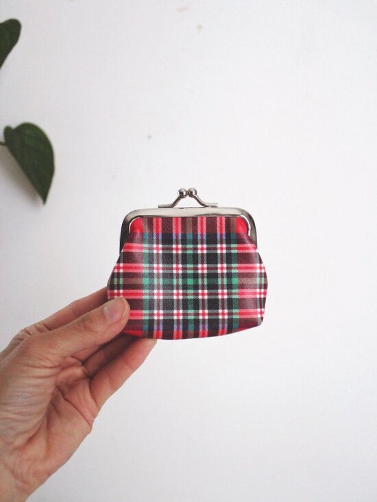 Handbags - Vintage Red Green Tartan Plaid Coin Purse With Metal Kiss Lock Clasp Closure